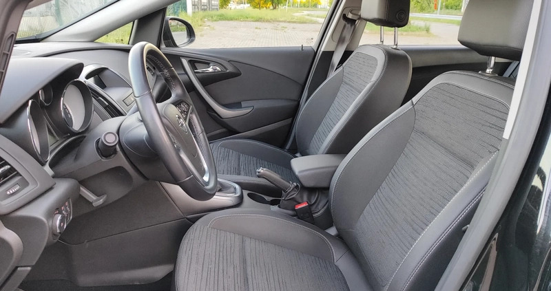 Opel Astra cena 46900 przebieg: 37500, rok produkcji 2018 z Grudziądz małe 301